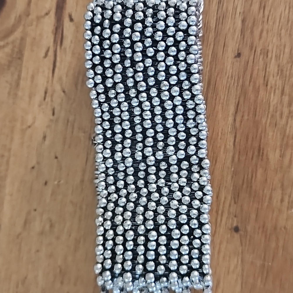 Chunky Yet Elegant Silver Elastic Bracelet